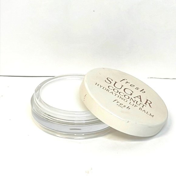 Fresh sugar coconut hydrating lip balm - Picture 1 of 3